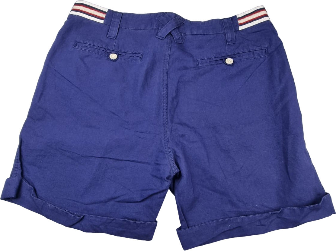 Pantaloncini Bermuda uomo Andy Richardson in tessuto lavato blu scuro, stile tennis, vestibilità comoda e casual.
