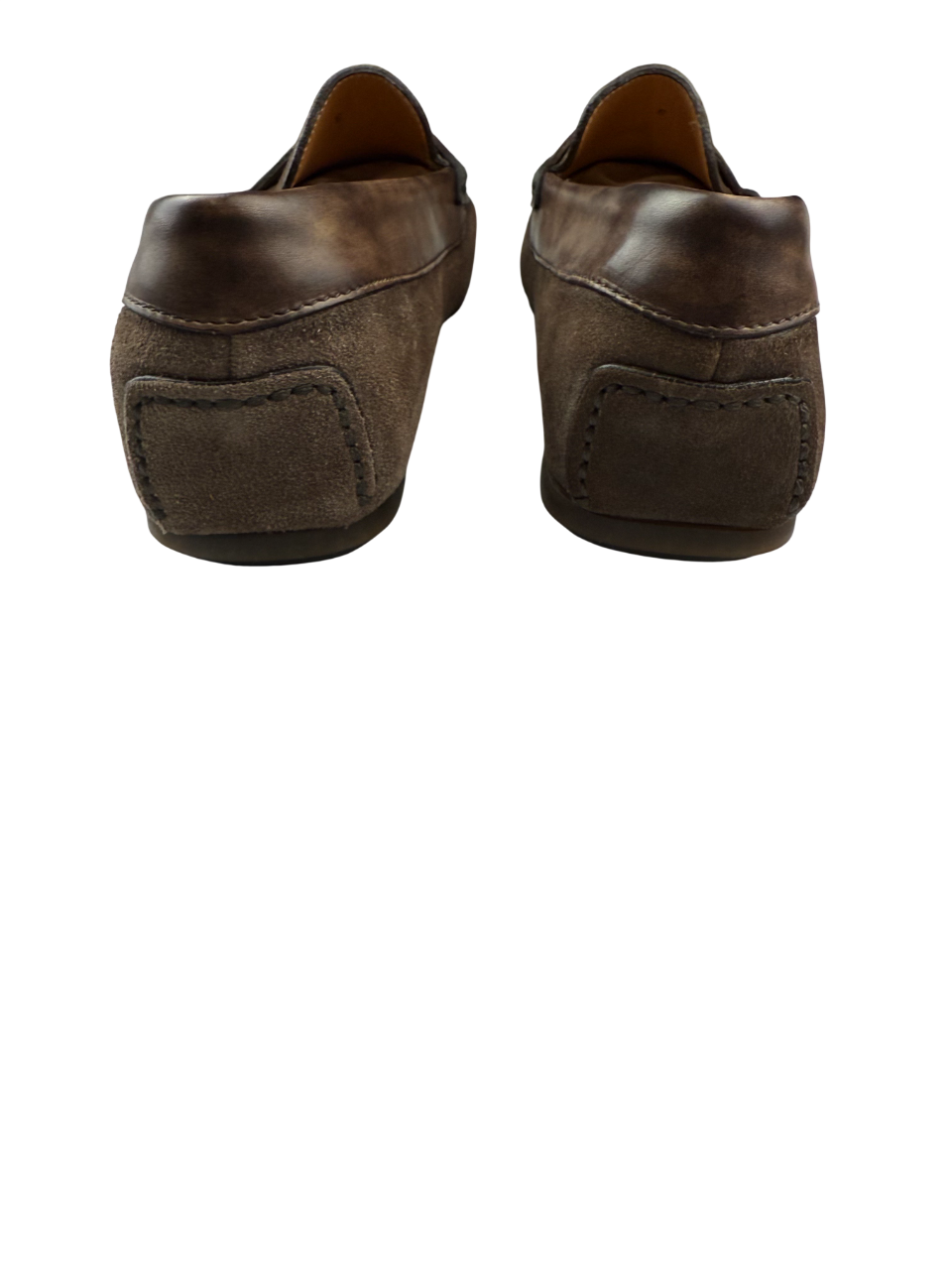 Scarpa uomo Santoni mocassini in pelle color cognac, modello elegante con dettagli raffinati, perfetta per look formali e casual