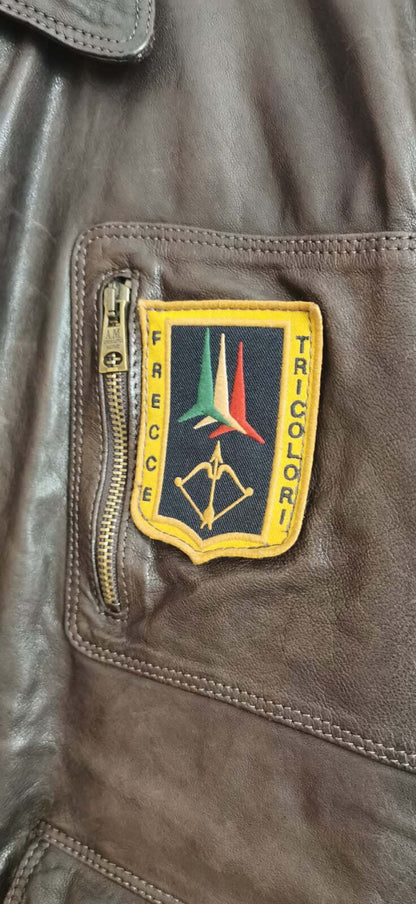 Giubbotto in pelle marrone da uomo Aeronautica Militare, giacca di moda in pelle con dettagli eleganti.