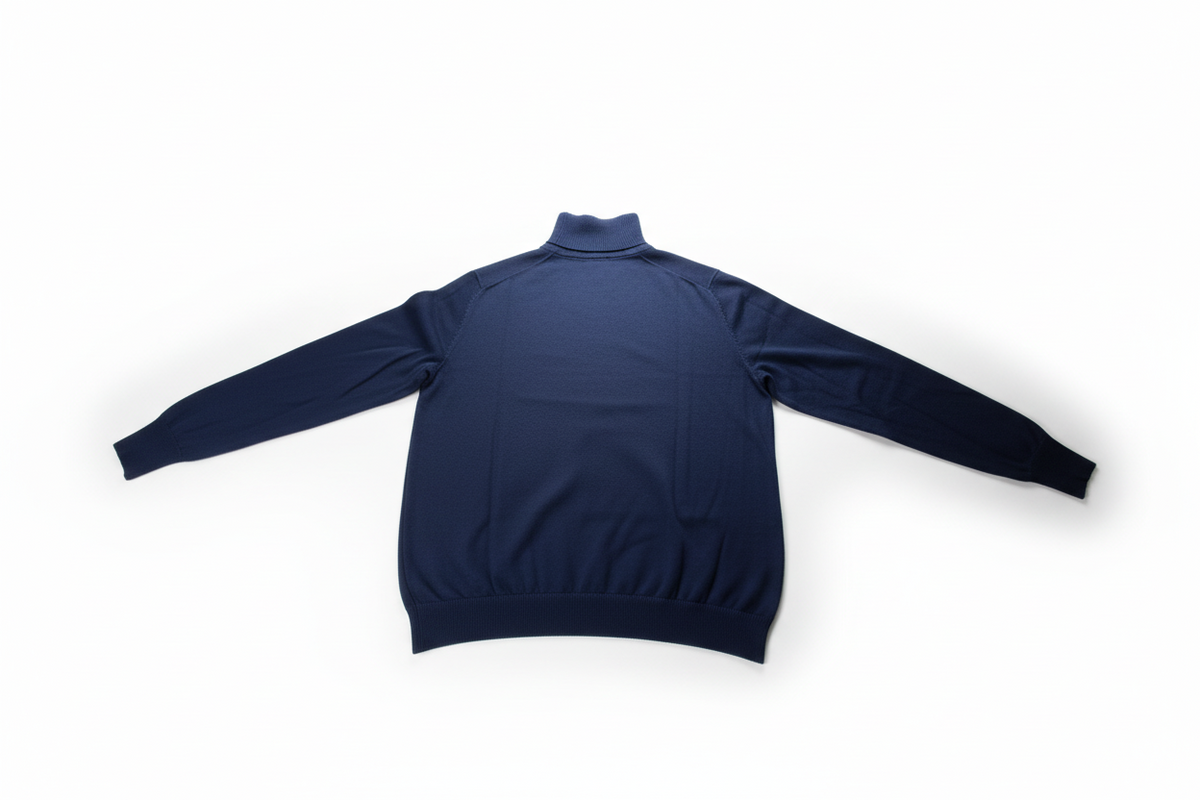 Maglia uomo Faconnable con scollo a V, abbigliamento moda uomo, tessuto morbido e stile classico.