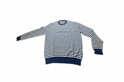 Maglia uomo Altea girocollo, abbigliamento moda uomo, dettaglio del colletto e tessuto in primo piano.