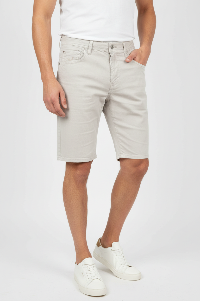 Bermuda Jacob Cohen vintage beige indossati