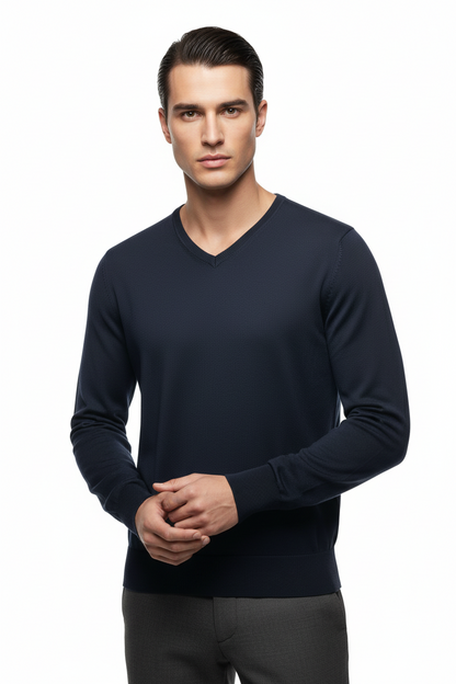 Maglia uomo Bob Company con scollo a V, abbigliamento moda uomo, colore blu notte, dettagli visibili in primo piano.