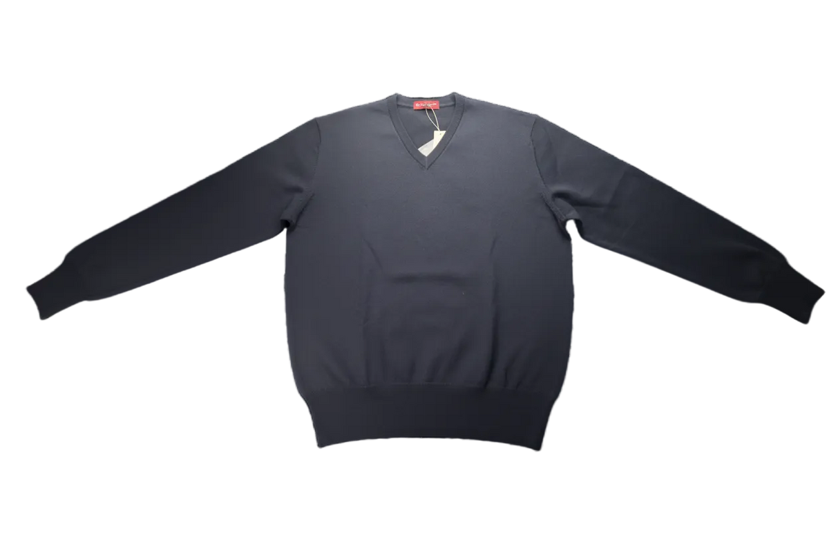 Maglia uomo Bramante con scollo a V in tessuto morbido, stile casual e moderno, ideale per l'abbigliamento uomo.