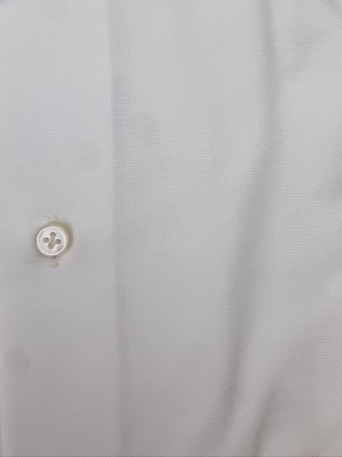 Camicia uomo Barba collo francese e polsini con bottoni bianca. Vista particolare tessuto 