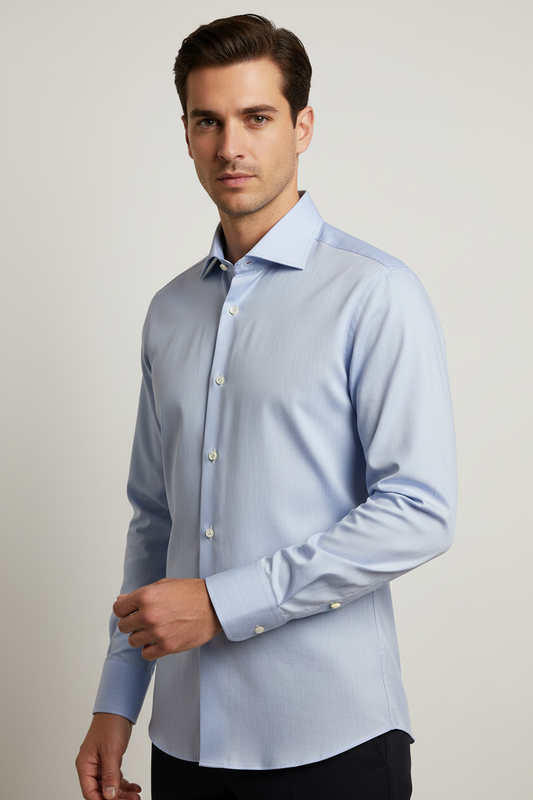 Camicia uomo Barba tinta unita celeste. Indossata