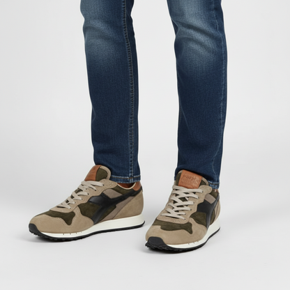 Scarpa uomo Diadora Heritage Sneaker Trident ITA in pelle marrone, scarpe stringate basse stile casual.