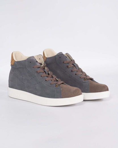 Sneaker casual da uomo Diadora Heritage Game H Midcut Kidskin in Storm Grey, con design elegante e dettagli in pelle.