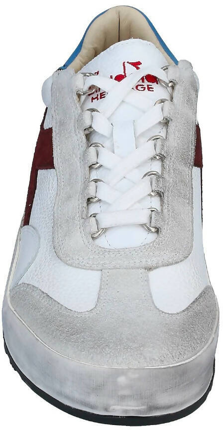 Sneaker casual da uomo Diadora Heritage B.Original H Leather in pelle bianca con dettagli usurati, moda e stile sportivo.