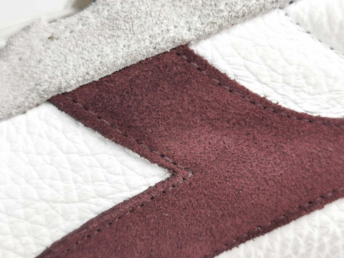 Scarpa uomo Diadora Heritage Sneaker B.ORIGINAL H Leather, sneaker casual bianco con dettagli usurati, in pelle per uomo.