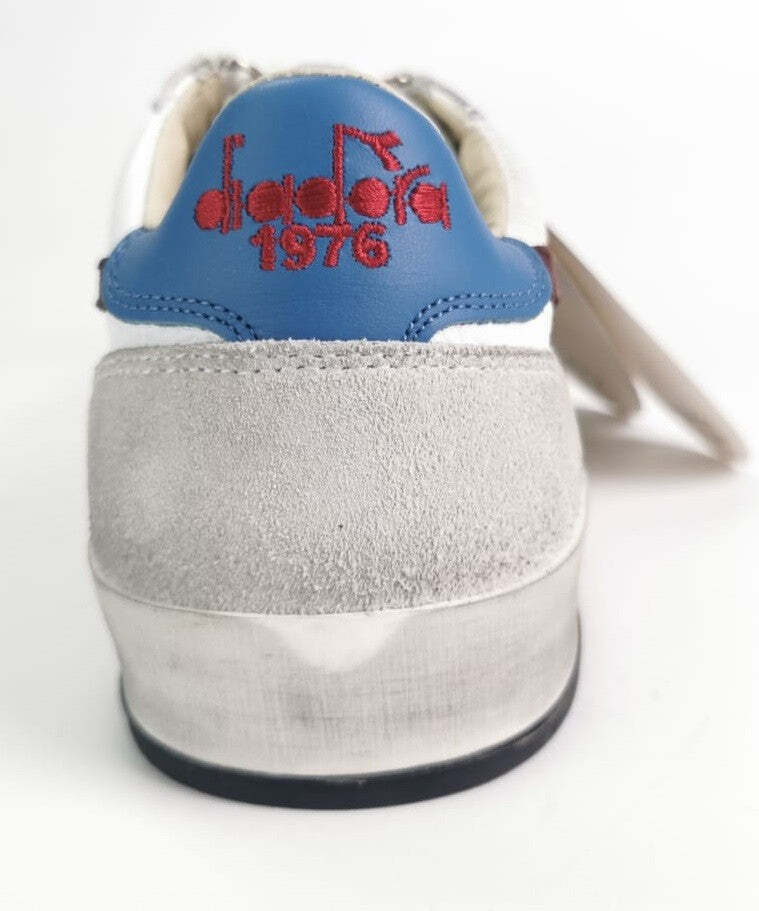 Scarpa sneaker casual da uomo Diadora Heritage B.Original H Leather, bianca con dettagli vintage e finiture in pelle.