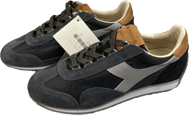 Sneaker casual Diadora Heritage Uomo Equipe ITA in nero e grigio, scarpa sportiva e di moda per uomo.