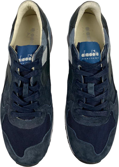 Sneaker uomo Diadora Heritage Trident 90 S in blu Nights, scarpa sportiva casual italiana con design elegante e dettagli blu.