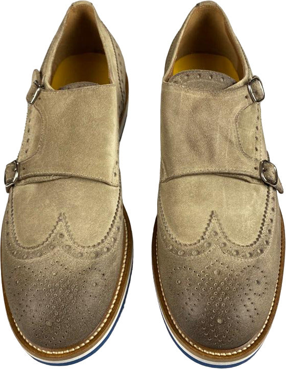 Scarpa uomo Doucal's loafer in pelle scamosciata beige con doppia fibbia e fiore in punta, stile elegante e sofisticato