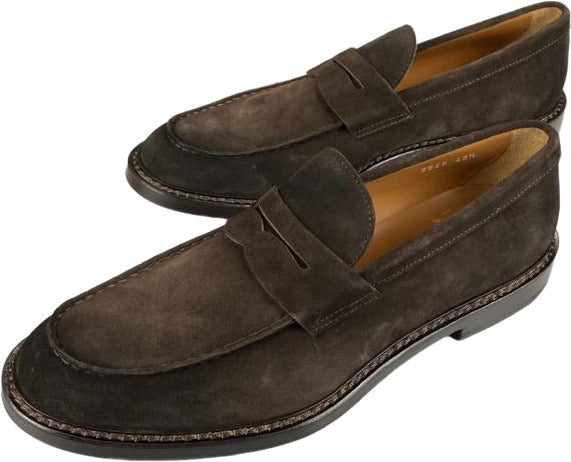 Mocassino uomo Doucal's in pelle scamosciata marrone, scarpa loafer elegante per moda uomo.