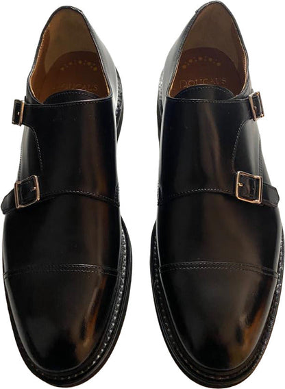 Scarpa uomo Doucal's mocassino in pelle liscia di colore nero, modello loafer elegante per moda uomo.