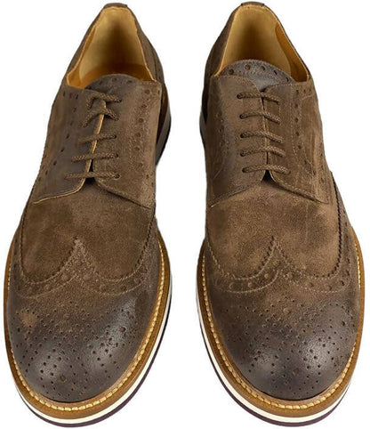 Scarpa uomo Doucal's Derby Stringate Brogue in scamosciato marrone, calzatura elegante e classica da uomo.