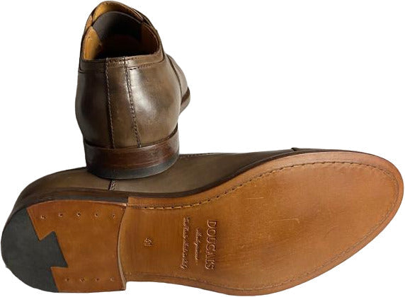 Scarpa uomo Doucal's Francesina stringata cap toe in pelle marrone, stile moda uomo con dettagli eleganti e suola in gomma