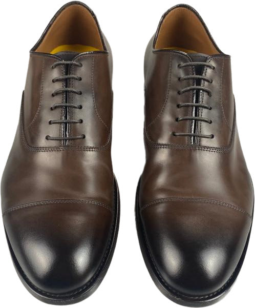 Scarpa uomo Doucal's francesina stringata cap toe in pelle marrone, scarpe basse eleganti e classiche.