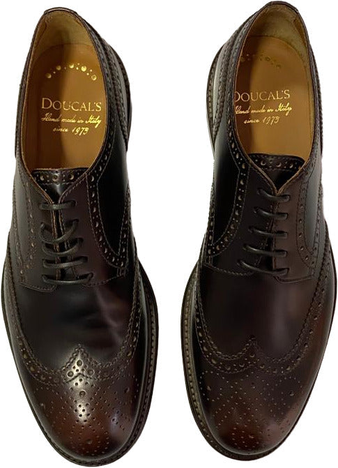 Scarpa uomo Doucal's Francesina stringata in pelle opaca marrone con fiore in punta, scarpe basse da uomo elegante.