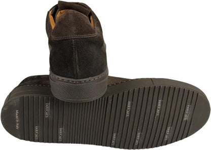Sneaker casual Doucal's da uomo in pelle marrone, made in Italy, con design elegante e comfort per uso quotidiano.