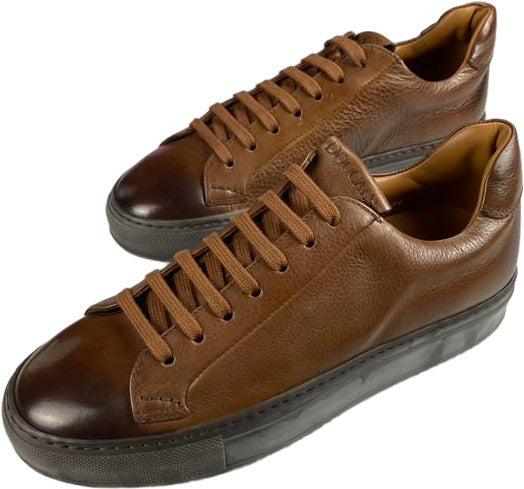 Sneaker uomo Doucal's in pelle marrone, scarpa casual sportiva, design elegante e confortevole, numero 38.