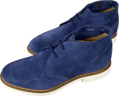 Scarpa uomo Doucal's Polacchini Oscar in pelle scamosciata daino indaco, stivaletti italiani eleganti e di alta qualità.