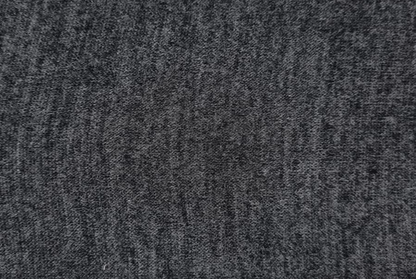 Calze lunghe uomo Gallo in tessuto grigio tinta unita, ideali per stile casual e comfort quotidiano.