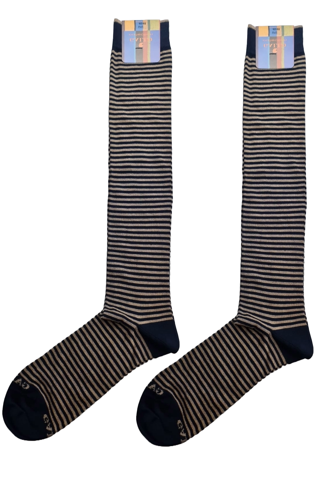 Calze lunghe da uomo Gallo con righe bicolore blu e beige, in morbido tessuto, ideali per un look elegante e casual.