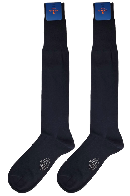 Calze lunghe blu tinta unita Gallo per uomo, in cotone morbido, con motivo semplice e comodo fit.