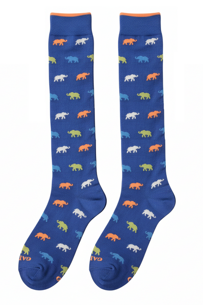Calze lunghe uomo Gallo con fantasia elefanti blu, in cotone, stile moda uomo, calze colorate e comode.