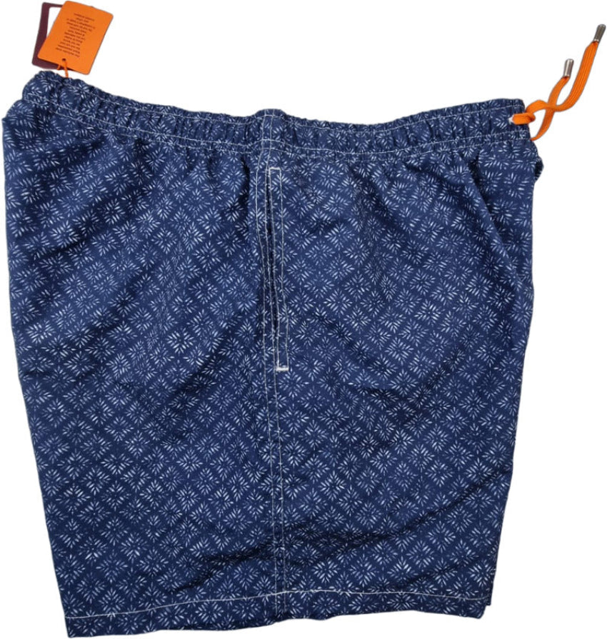 Boxer mare uomo Gallo fantasia blu, pantaloncini in morbido tessuto, dettagli colorati, stile casual e comodo per l’estate.