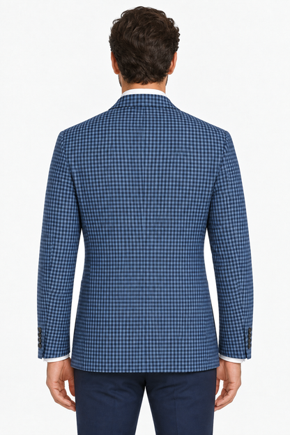 Giacca uomo The GIGI tre bottoni micro quadri blu indossato da modello retro