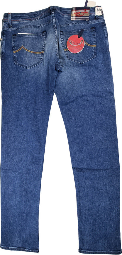 Jeans da uomo Jacob Cohen con 5 tasche in denim indaco naturale, morbidi e di alta qualità, vestibilità classica.