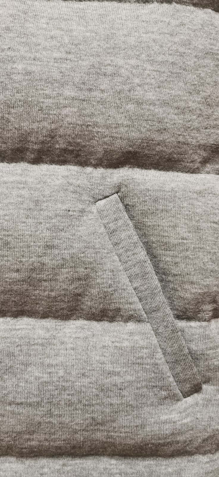 Smanicato da uomo La Fileria in lana grigia con cappuccio, abbigliamento moda, gilet caldo e elegante.