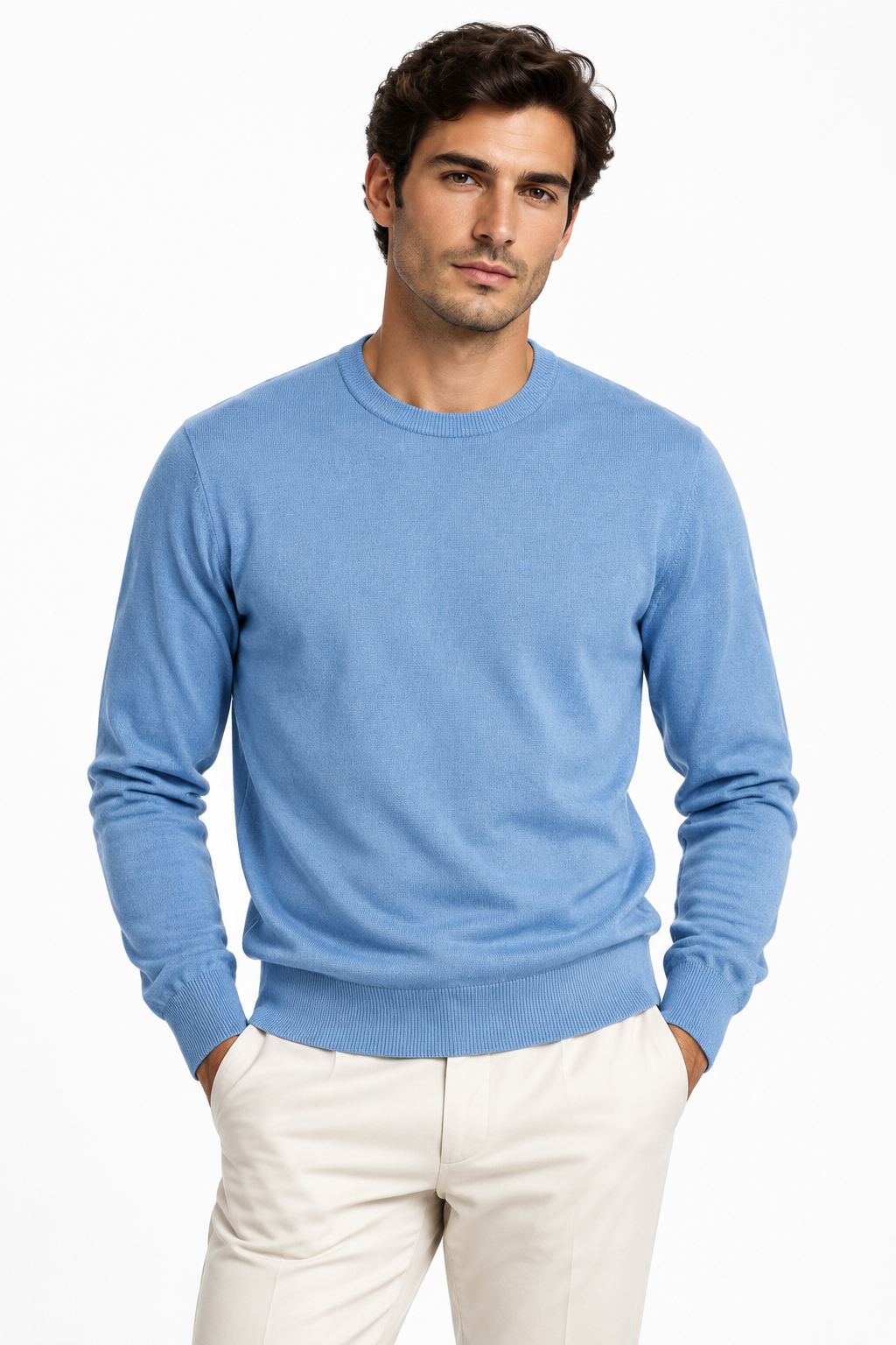 Maglia uomo fedeli girocollo cotone azzurro indossata modello