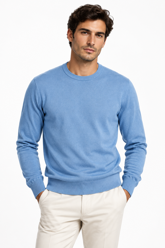 Maglia uomo fedeli girocollo cotone azzurro indossata modello