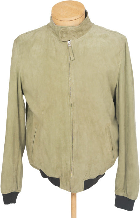 Giubbino in pelle scamosciata verde da uomo di Minoronzoni 1953, vista frontale, con chiusura e dettagli eleganti.