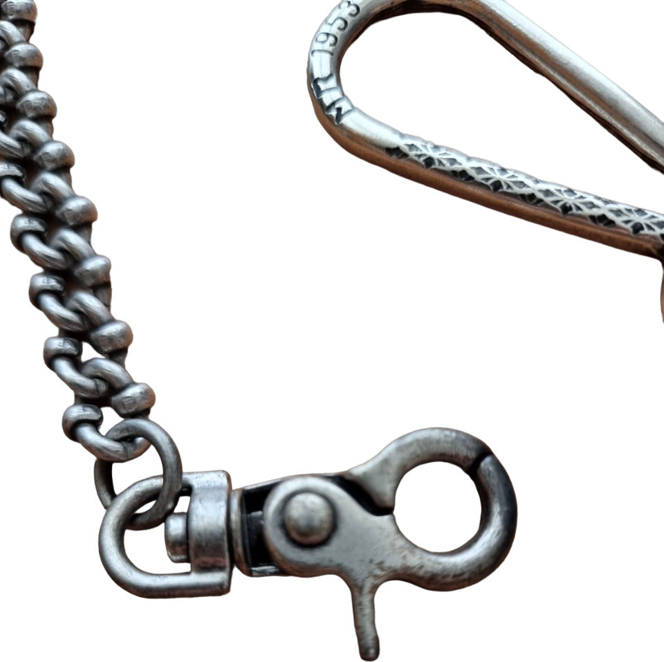 Portachiavi ad anello e catena Minoronzoni in stile vintage, accessorio moda per uomo, visibile in dettaglio con finiture eleganti