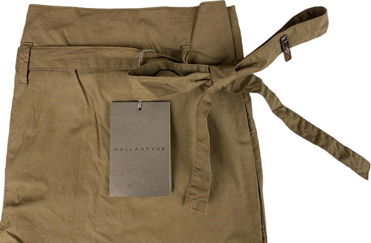Pantaloni donna Ballantyne 3/4 in tinta unita verde militare con due tasche, abbigliamento moda donna.