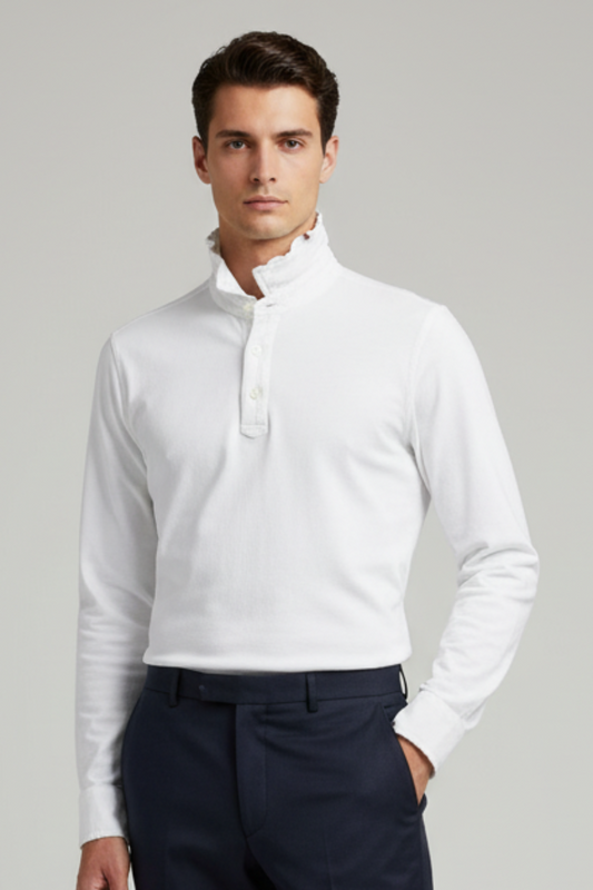 Polo uomo Blu Navy maniche lunghe bianca. Indossata