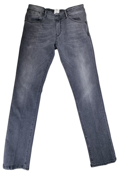 Jeans uomo PT 05 Traveller denim grigio, abbigliamento moda uomo, dettaglio tessuto e stile casual.