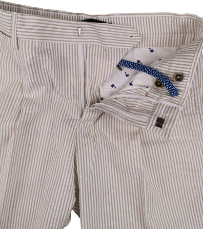 Bermuda uomo PT Torino a righe bianco e beige, moda uomo pantaloncini in cotone per estate, dettaglio tessuto e stile casual