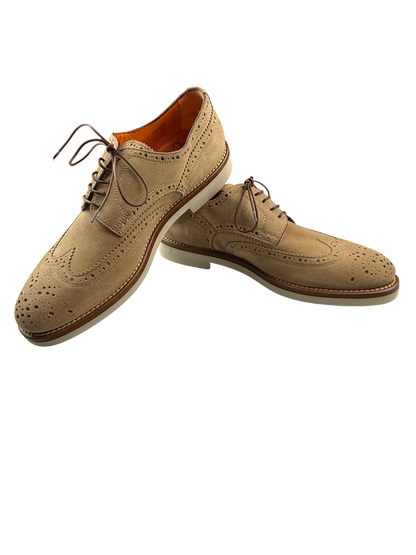 Scarpa uomo Santoni Derby Brogue Rondine in pelle marrone, stile classico e dettagliato con fori decorativi.