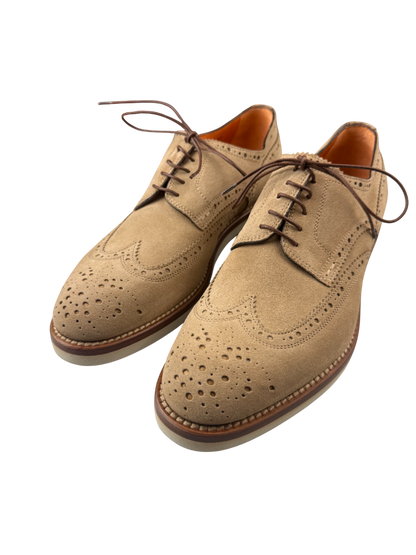 Scarpa uomo Santoni Derby Brogue Rondine in pelle marrone con lavorazione traforata, elegante calzatura da uomo.