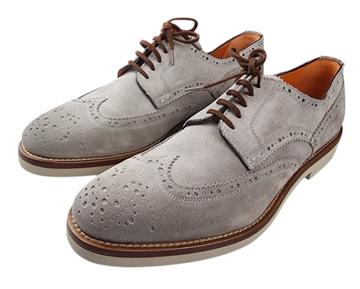 Scarpa uomo Santoni Derby Brogue in pelle grigia chiara, stringata con dettagli classici e stile elegante.
