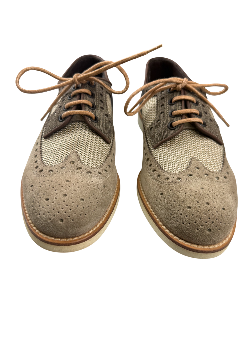 Scarpa uomo Santoni Derby Brogue Rondine in pelle marrone, dettaglio elegante con perforazioni e finitura lucida.