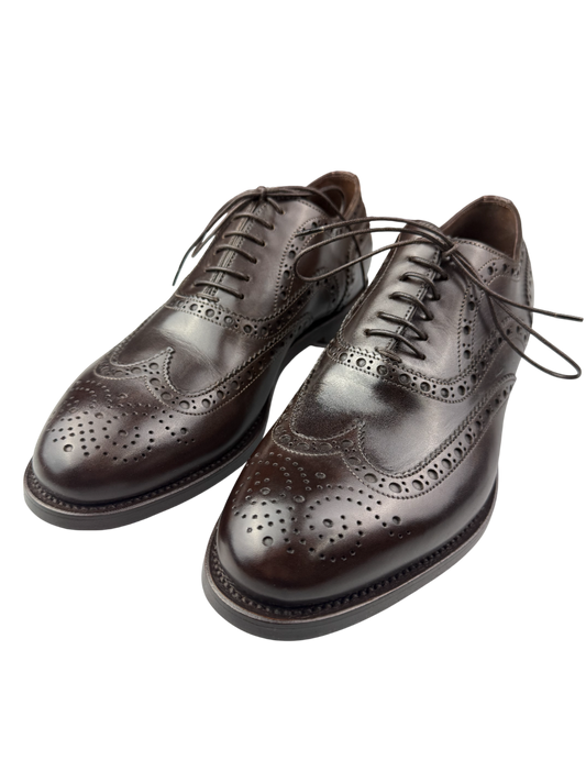 Scarpe uomo Santoni Oxford stringata brogue in pelle marrone scuro, stile classico e artigianale made in Italy