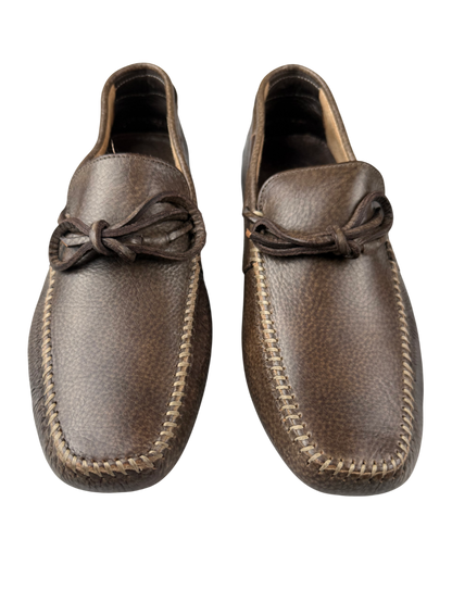 Scarpa uomo Santoni mocassino in pelle con dettaglio elegante, ideali per look sofisticati e casual di moda uomo.