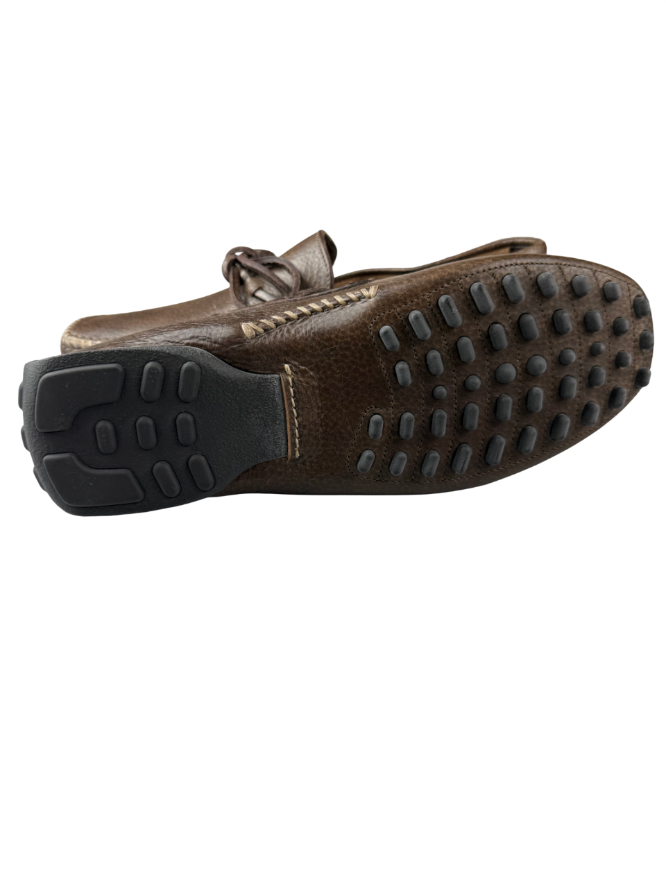 Scarpa Mocassino Uomo Santoni in pelle color testa di moro, elegante e raffinato, modello loafer di alta qualità.